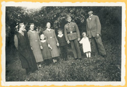 Familie Krautwurst, etwa um 1940.