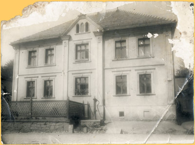 Das Elternhaus um 1945