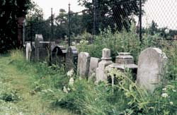 Die alten Gräber auf dem friedhof
